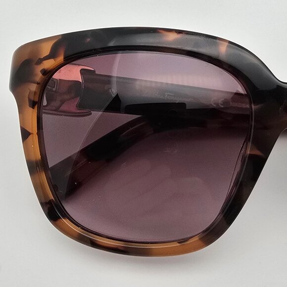Salvatore Ferragamo SF782S 214 Havana Frame Purple Lens Sunglasses w/ Case Italy main image 12